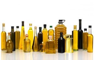 Bottles of olive oil of different varieties | Oliveo Escapes